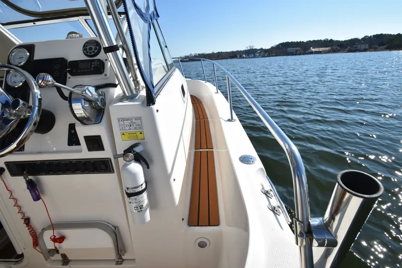 Slide: The Image of Shamrock 246 Adventurer 2007 - 14