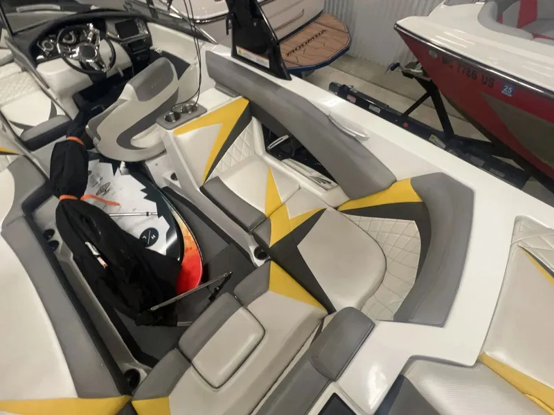 Slide: The Image of Tigé Z3 2013 - 12