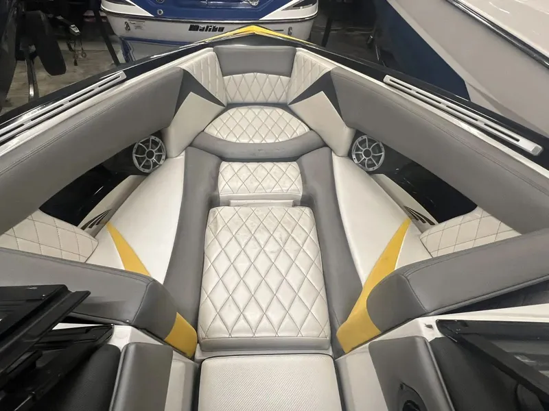 Slide: The Image of Tigé Z3 2013 - 19