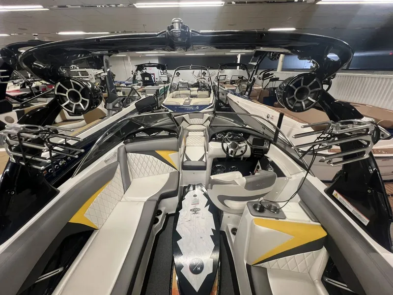 Slide: The Image of Tigé Z3 2013 - 22