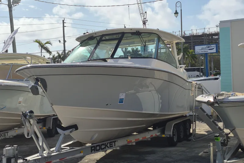 The Image of Grady-White Freedom 345 2026 - undefined