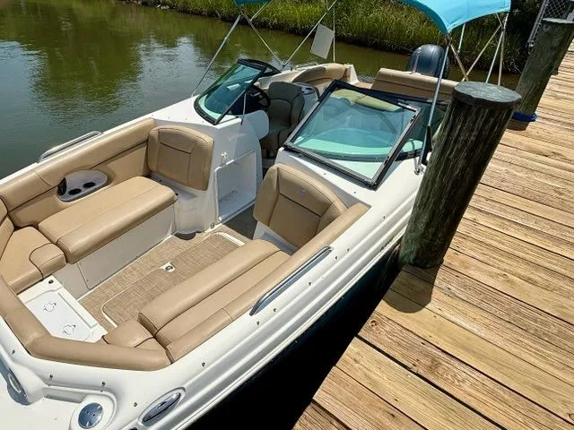 Slide: The Image of NauticStar 243 DC 2019 - 3