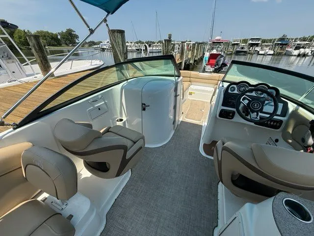 Slide: The Image of NauticStar 243 DC 2019 - 6