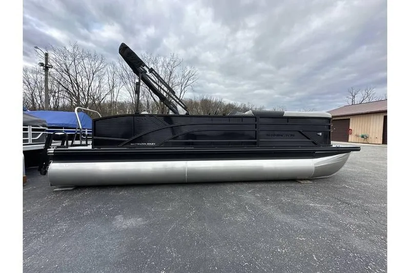 The Image of 2026 Bennington 22 SSB SwingBack Tritoon with Yamaha 150 Hp, parked outdoors. - 16