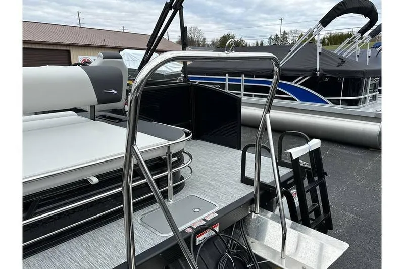 Slide: The Image of 2026 Bennington 22 SSB SwingBack Tritoon with Yamaha 150 Hp, rear view. - 24