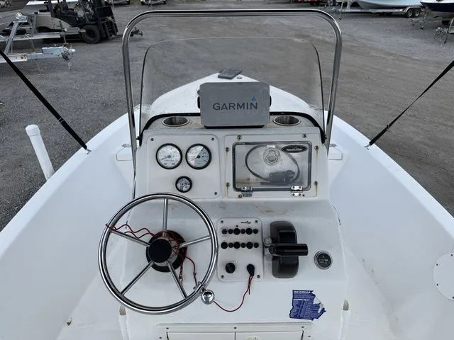 Slide: The Image of NauticStar 1810 NauticBay 2011 - 16