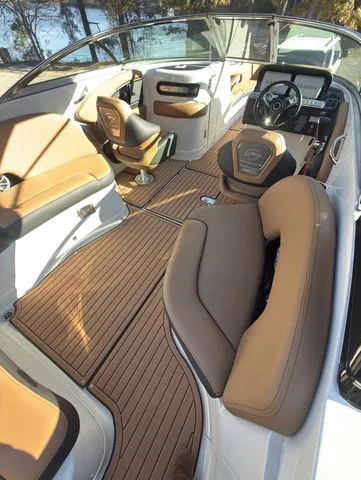 Slide: The Image of Crownline Boats 298 SS 2026 - 5