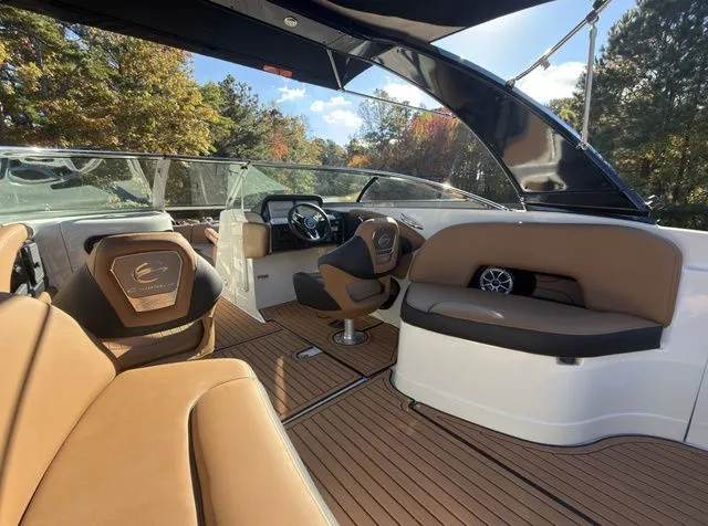 Slide: The Image of Crownline Boats 298 SS 2026 - 6