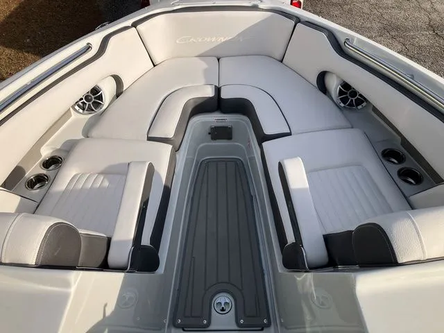 Slide: The Image of Crownline Boats SS Series 278SS 2026 - 7