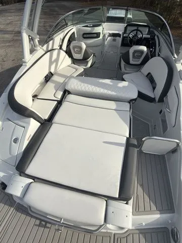 Slide: The Image of Crownline Boats Eclipse E255 2026 - 13