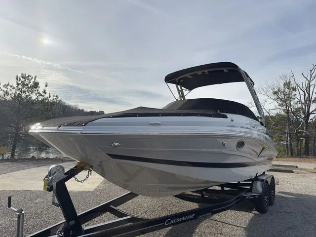 Slide: The Image of Crownline Boats Eclipse E255 2026 - 4
