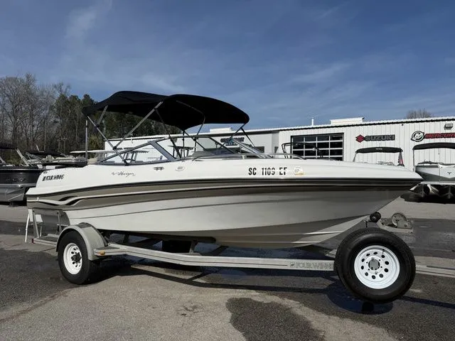 Slide: The Image of Four Winns 190 Horizon 1998 - 10