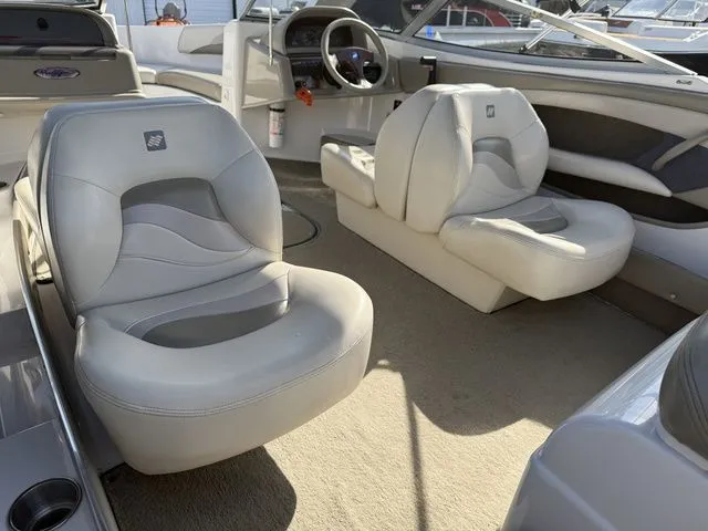 Slide: The Image of Four Winns 190 Horizon 1998 - 12