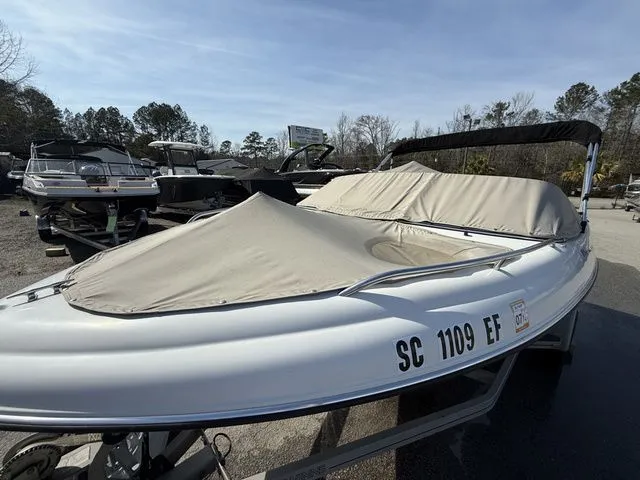 Slide: The Image of Four Winns 190 Horizon 1998 - 7