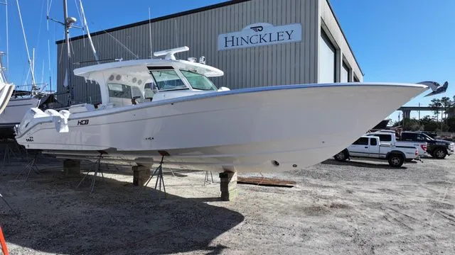 Slide: The Image of HCB 48 Campeon 2026 - 7