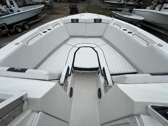 Slide: The Image of Sea Fox Traveler 268 T 2026 - 12