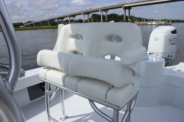 Slide: The Image of East Cape 25 Hybrid 2025 - 12