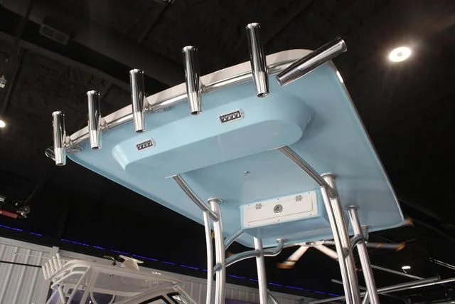 Slide: The Image of East Cape 25 Hybrid 2025 - 29