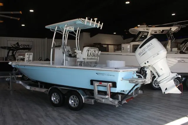 Slide: The Image of East Cape 25 Hybrid 2025 - 34