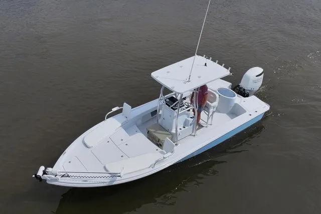 Slide: The Image of East Cape 25 Hybrid 2025 - 6