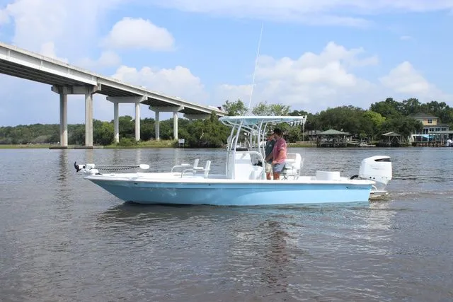 Slide: The Image of East Cape 25 Hybrid 2025 - 7