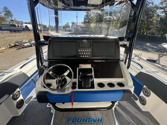 Slide: The Image of Fountain 34 SC 2024 - 9