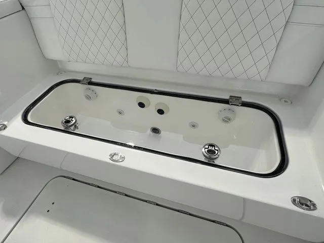 Slide: The Image of HCB 42 Lujo 2025 - 36