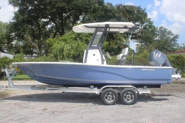 The Image of Sea Fox 231 Bay Fox 2025 - 1