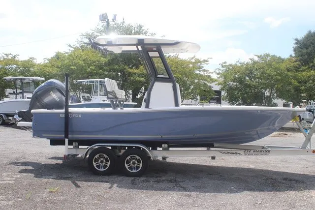 Slide: The Image of Sea Fox 231 Bay Fox 2025 - 14