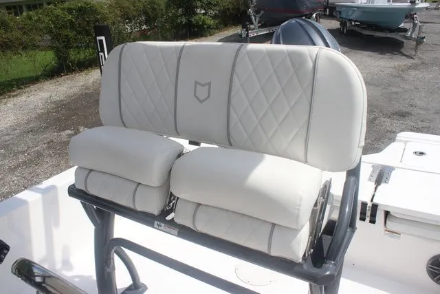 Slide: The Image of Sea Fox 231 Bay Fox 2025 - 23