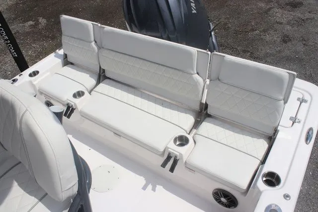 Slide: The Image of Sea Fox 231 Bay Fox 2025 - 25