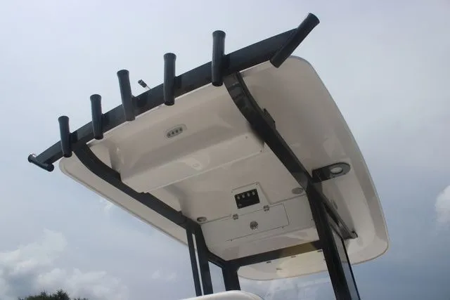 Slide: The Image of Sea Fox 231 Bay Fox 2025 - 33