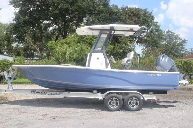 Slide: The Image of Sea Fox 231 Bay Fox 2025 - 4