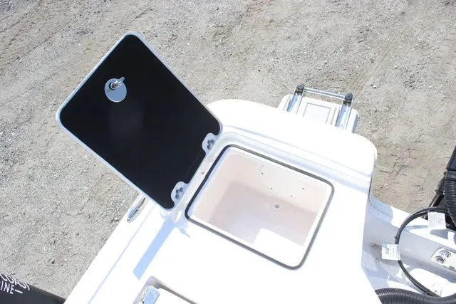 Slide: The Image of Sea Fox 251 Bay Fox 2025 - 16