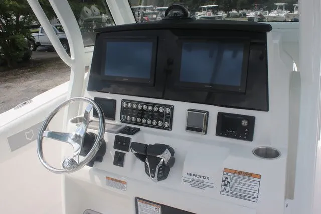 Slide: The Image of Sea Fox 288 Commander 2026 - 22