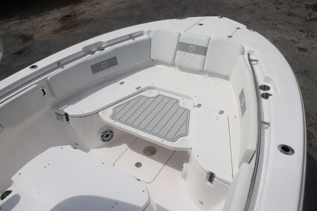 Slide: The Image of Sea Fox 288 Commander 2026 - 7