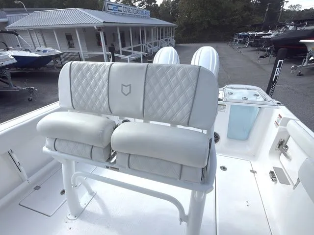 Slide: The Image of Sea Fox 268 Commander 2026 - 12