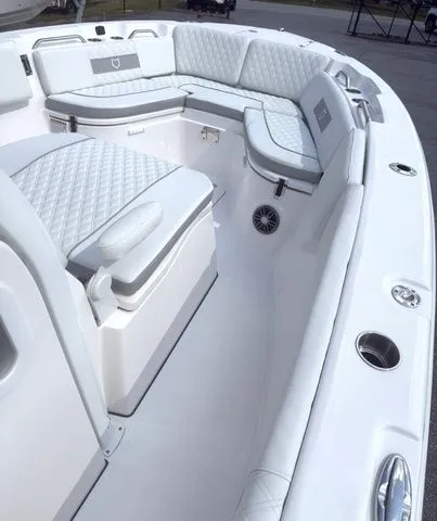 Slide: The Image of Sea Fox 268 Commander 2026 - 6