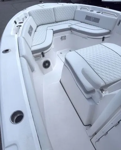 Slide: The Image of Sea Fox 268 Commander 2026 - 7