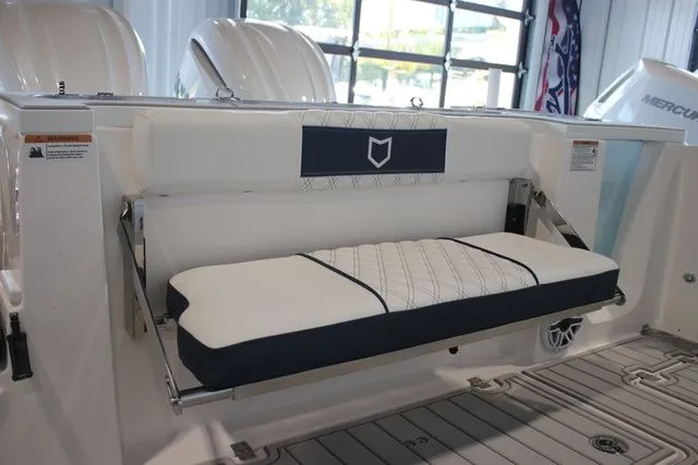 Slide: The Image of Sea Fox Commander 328 2026 - 35