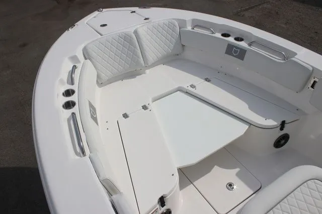 Slide: The Image of Sea Fox 248 Commander 2026 - 15