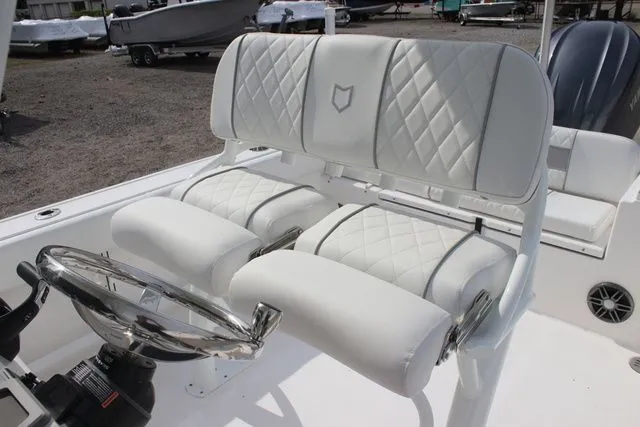 Slide: The Image of Sea Fox 248 Commander 2026 - 22