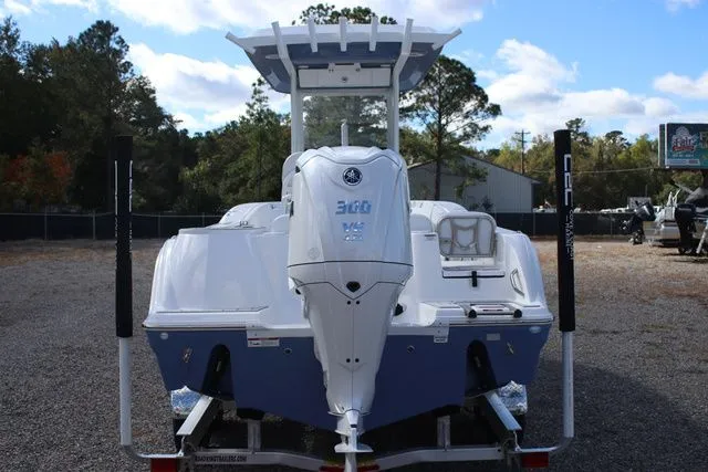 Slide: The Image of Sea Fox 248 Commander 2026 - 7
