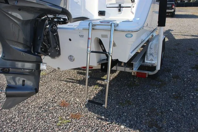 Slide: The Image of Sea Fox 248 Commander 2026 - 8