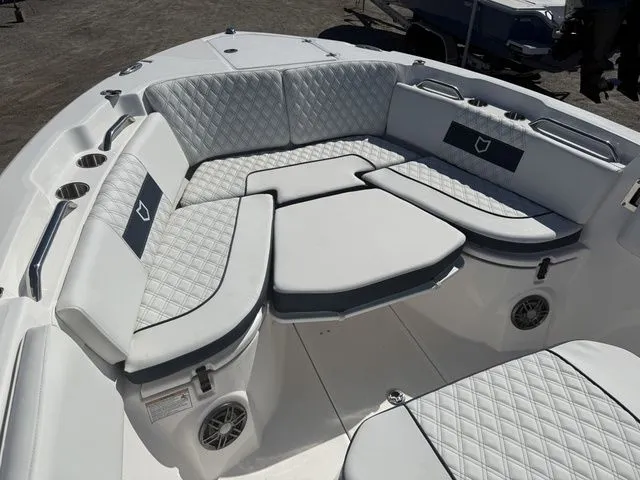 Slide: The Image of Sea Fox 268 Commander 2026 - 18