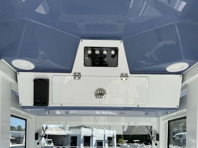 Slide: The Image of Sea Fox 268 Commander 2026 - 21