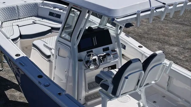 Slide: The Image of Sea Fox 268 Commander 2026 - 6