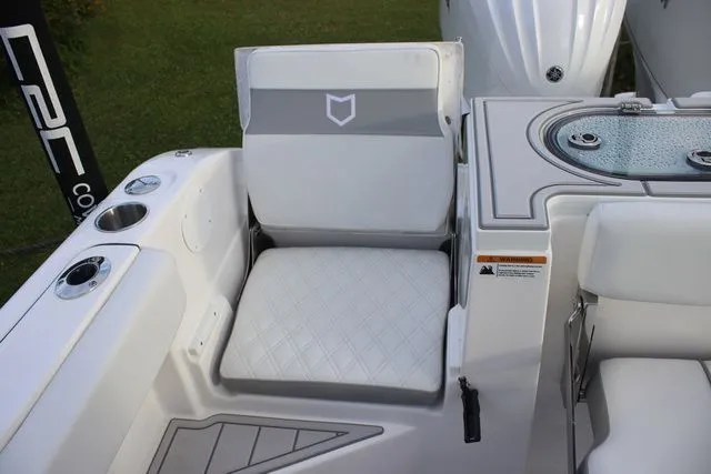 Slide: The Image of Sea Fox 288 Commander 2026 - 19