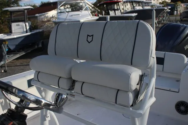 Slide: The Image of Sea Fox 248 Commander 2026 - 10