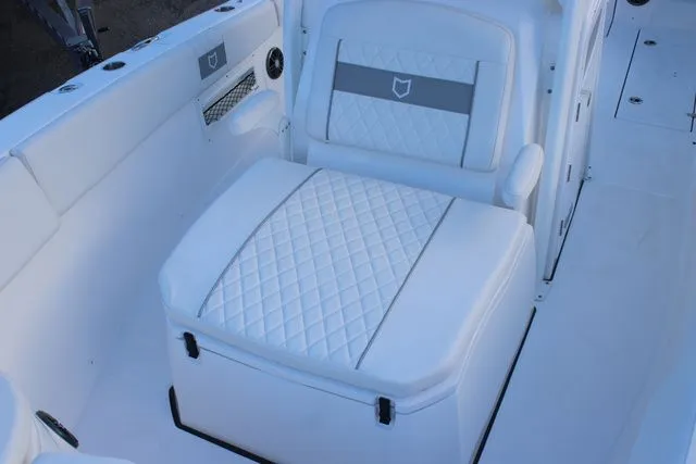 Slide: The Image of Sea Fox 268 Commander 2026 - 19